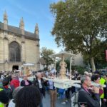 tout début de la procession , ici sortie des statues de l’église st laurent. et procession jusqu’au parvis 3