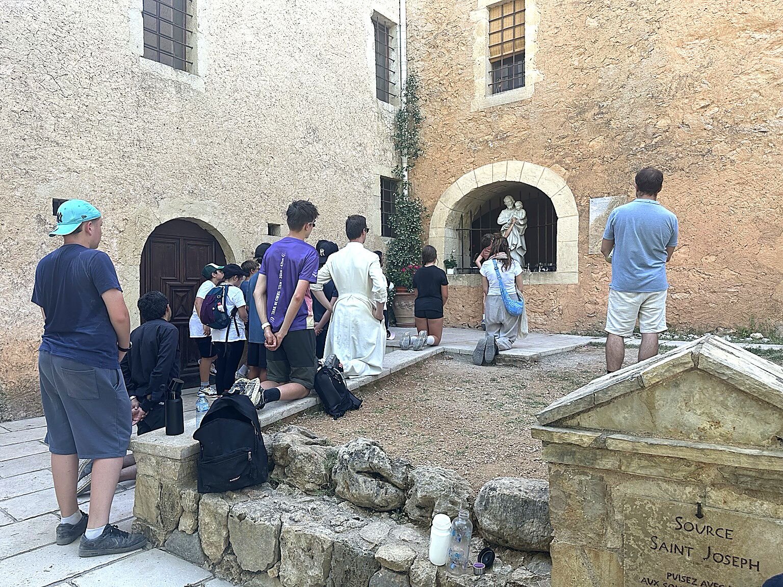 260614 pelerinages des jeunes a cotignac (3)