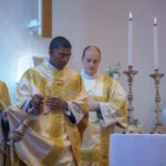 1ere messe père enrick désert paroisse du mourillon saint jean bosco (5)